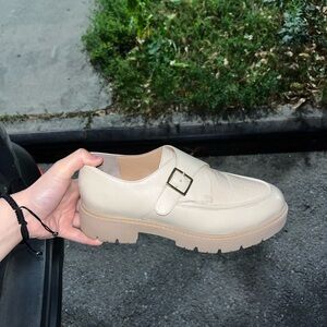 Seychelles Cream Croc-Textured Buckle Platform Loafer